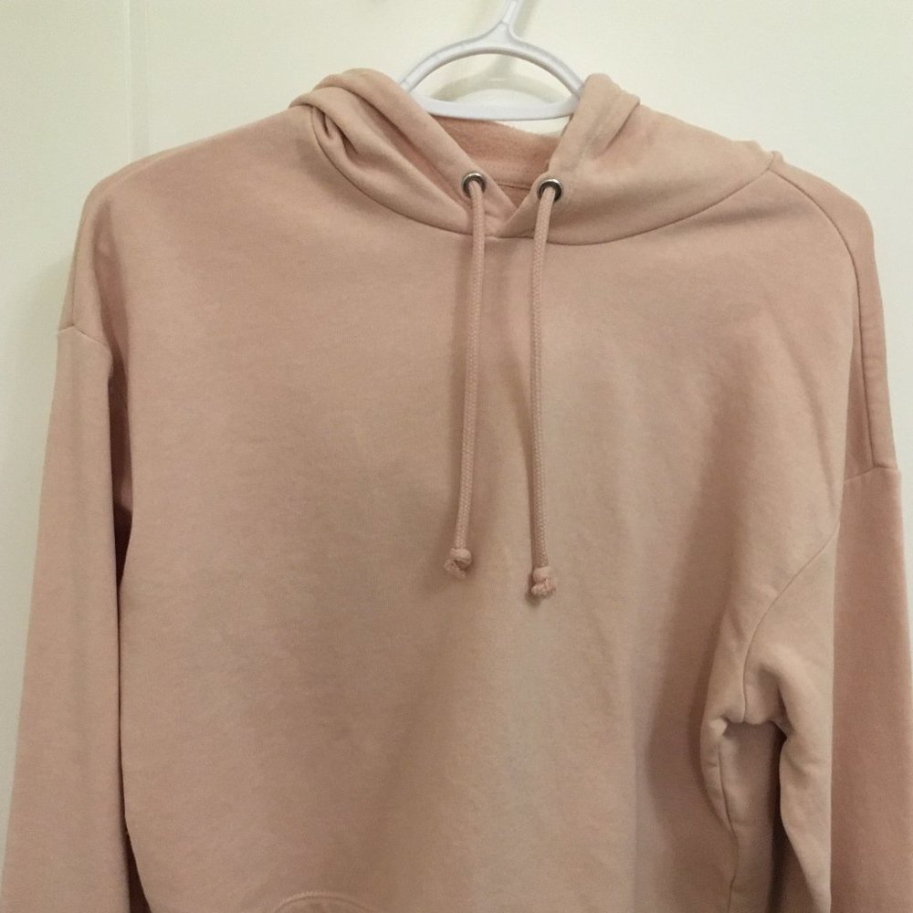 pink hoodie